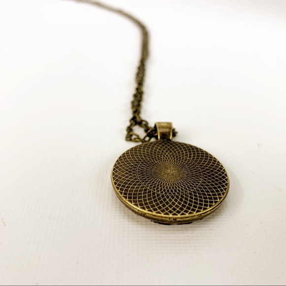 Wood Laser Engraved Heart Carved in Tree Necklace - Picture 4 of 6